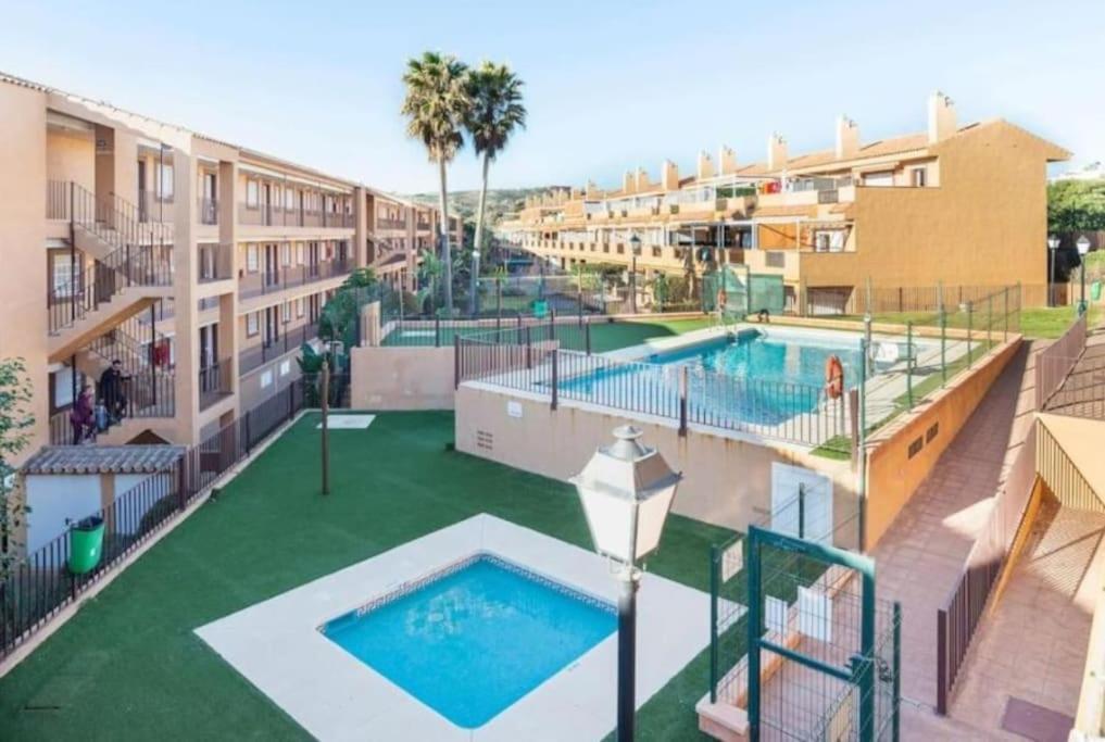 Atico Con Gran Terraza A 50 Metros De La Playa De Casares Apartment San Luis de Sabinillas Exterior photo